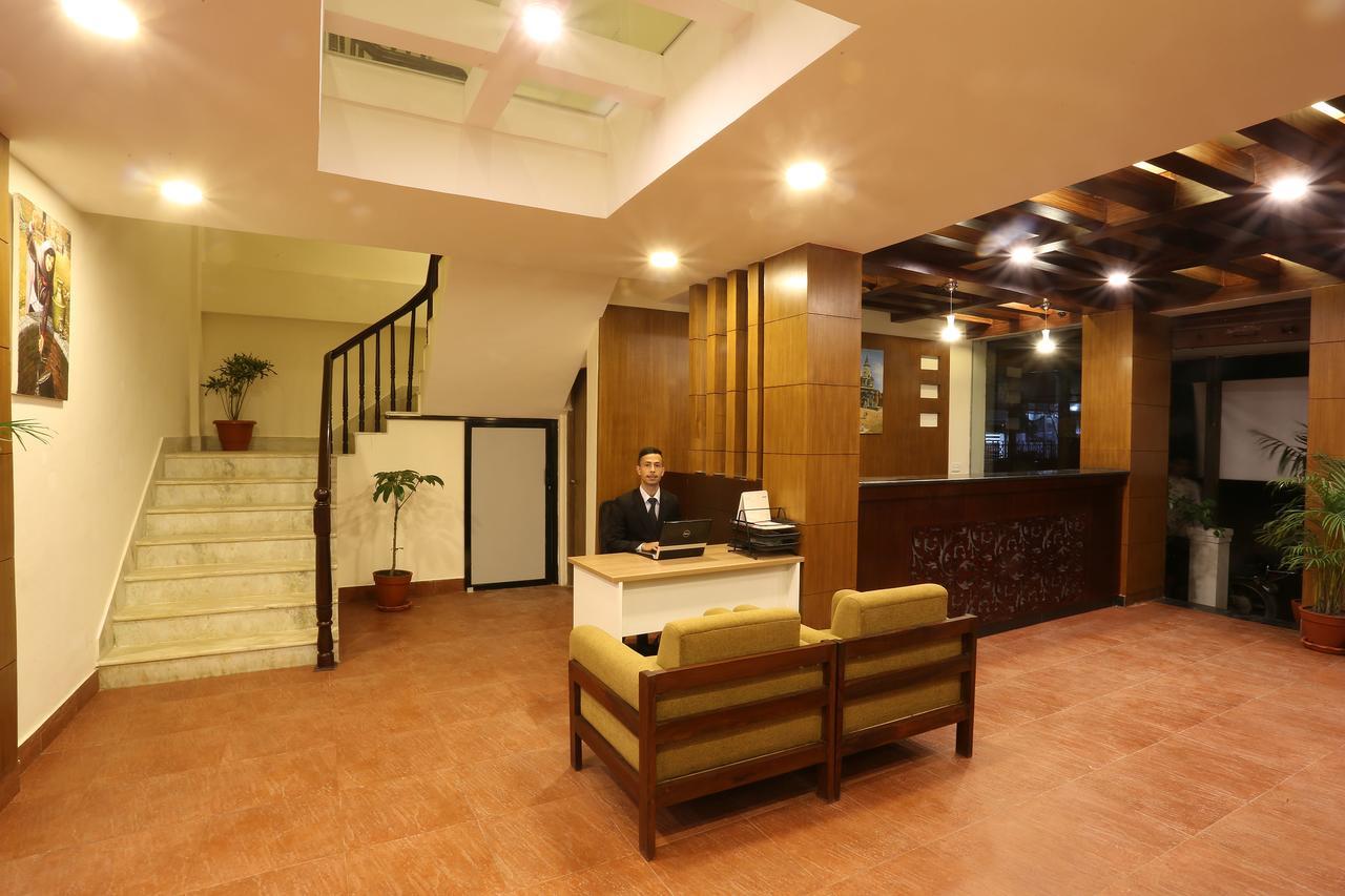 Hotel Jay Suites Катманду Экстерьер фото